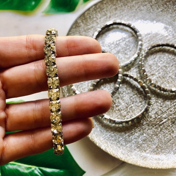 crystal stretch bracelets - Picture 3 of 4